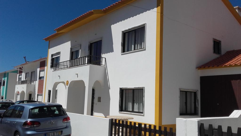 Villa Sun House - Baleal à Ferrel  Extérieur photo